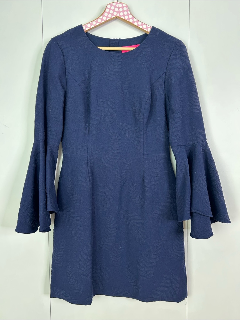 Lilly Pulitzer Kayla Stretch Navy Textured Bell-Sleeve Sheath Dress Size 2
